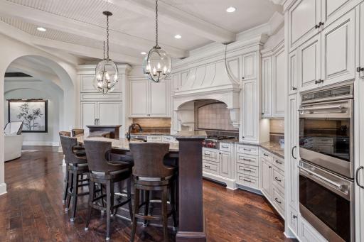 314 Bushaway Road, Wayzata, MN 55391