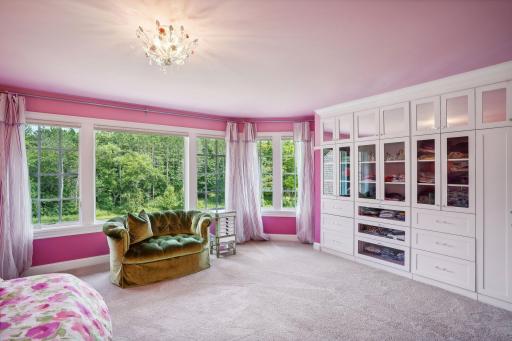 314 Bushaway Road, Wayzata, MN 55391