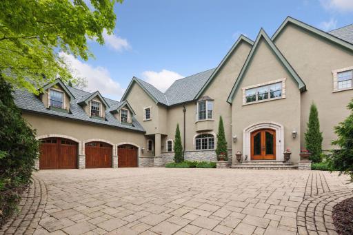 5000 Oak Bend Lane, Edina, MN 55436