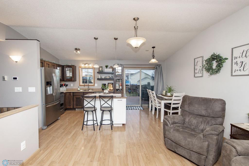 Kitchen / Dining