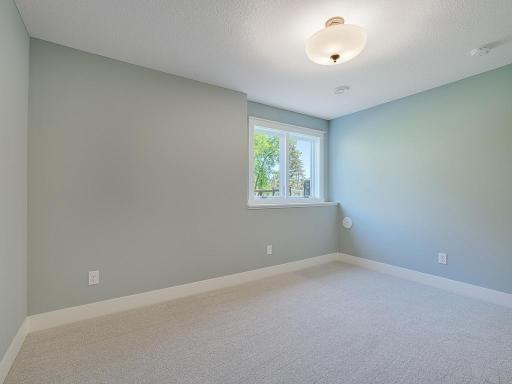1838 Hunter Lane, Saint Paul, MN 55118