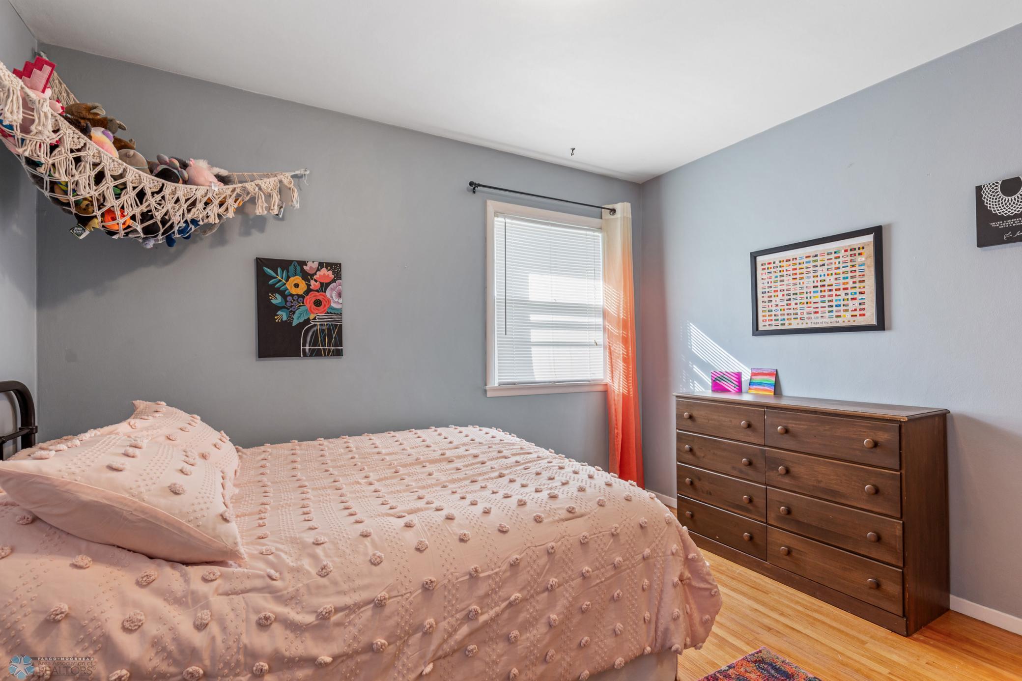 2nd Bedroom