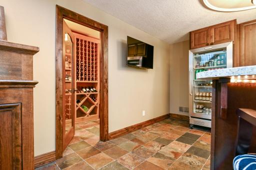 14259 Trace Ridge Road, Wayzata, MN 55391