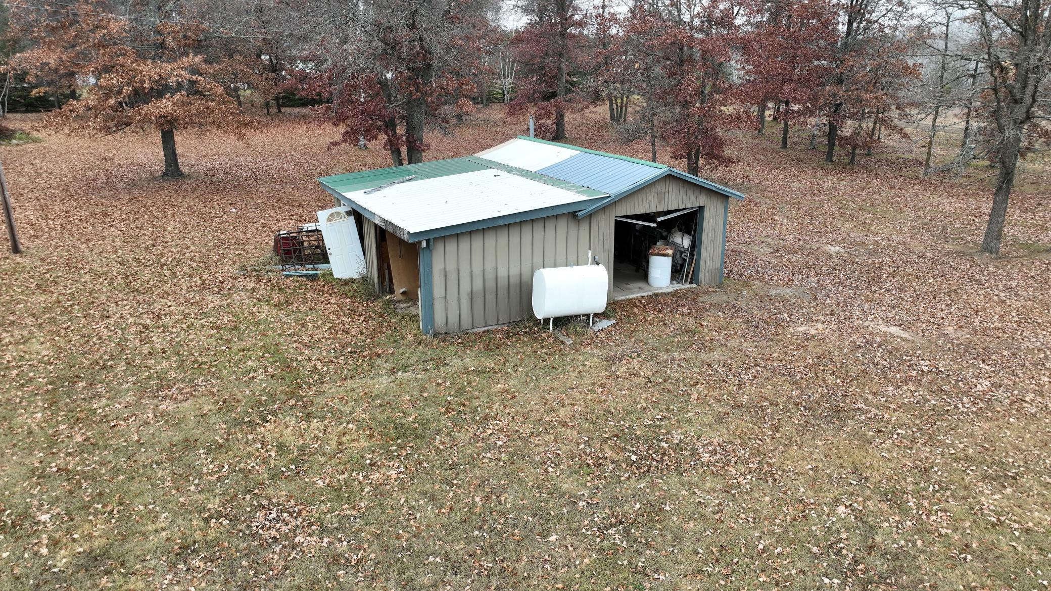 shed2.jpg