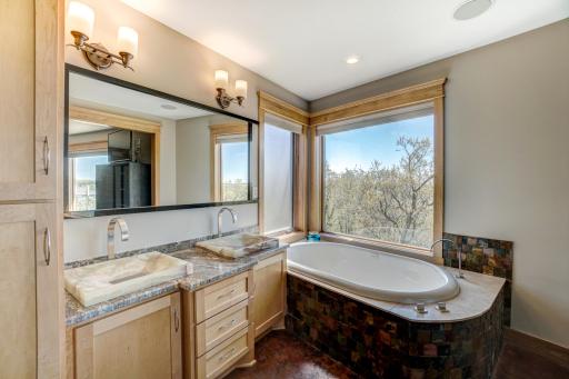 1248 Highway 35 N, Hudson, WI 54016