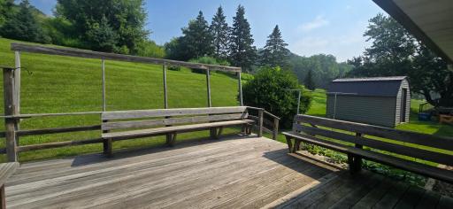 1003 Sunset Road NW, Preston, MN 55965