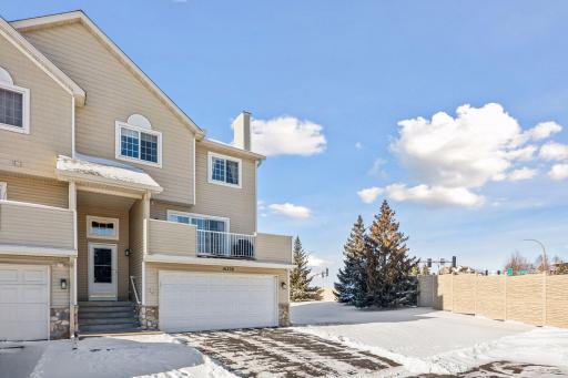 Welcome home to this turnkey end unit town home with nice side yard space.