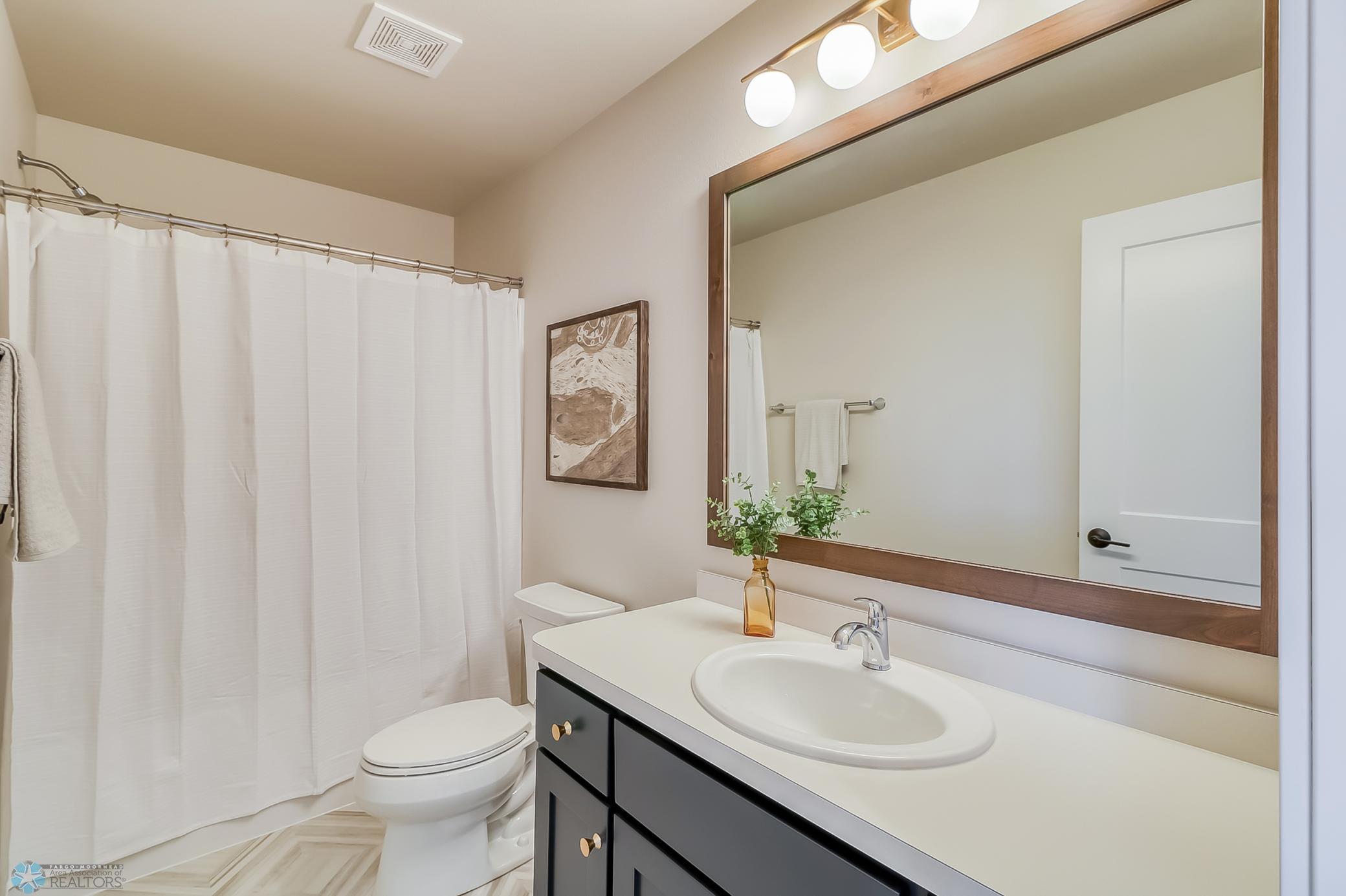 Basement Bathroom1_1 (2).jpg