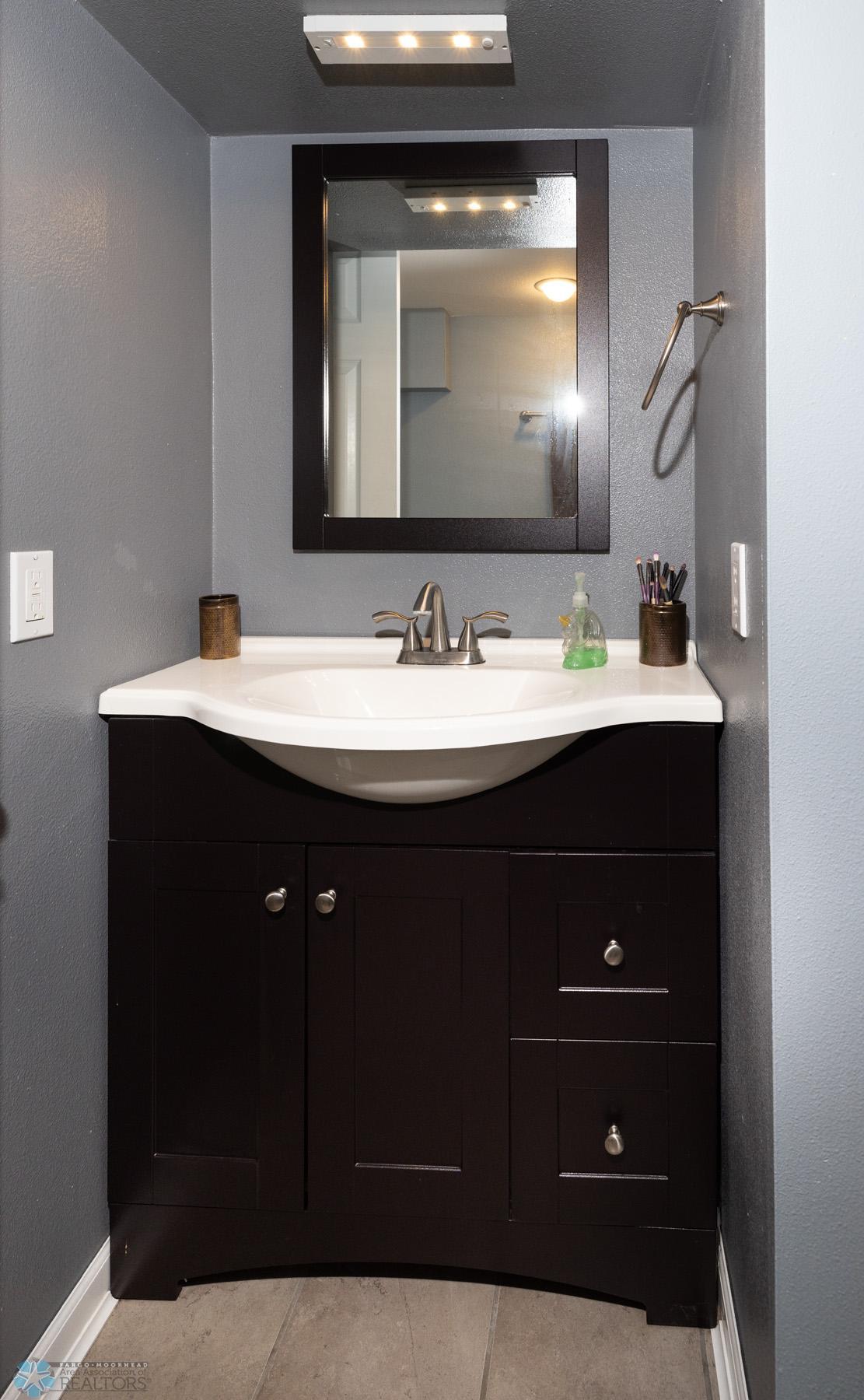 Lower Level 3/4 Bathroom