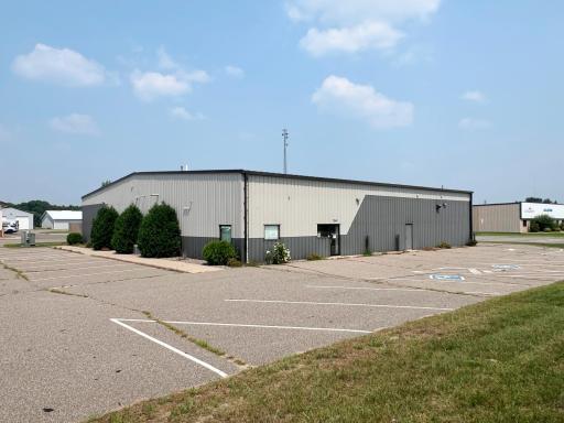 7548 Industrial Park Road, Baxter, MN 56425