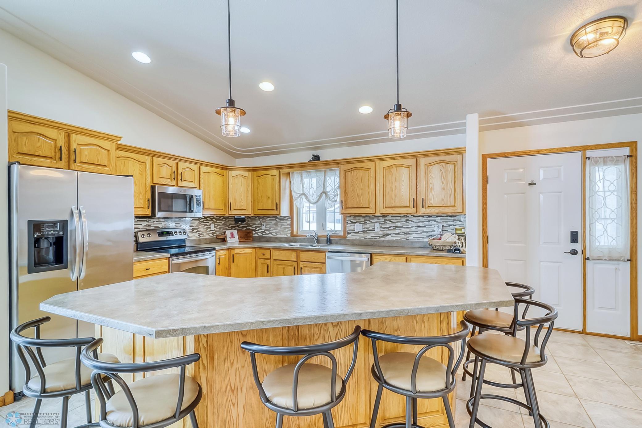 Kitchen1_1.jpg