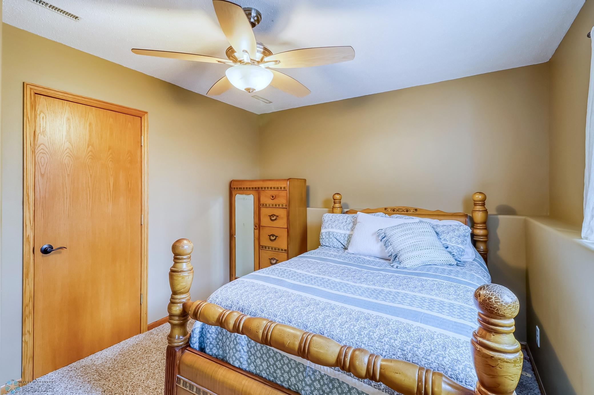 Basement Bedroom1_2.jpg