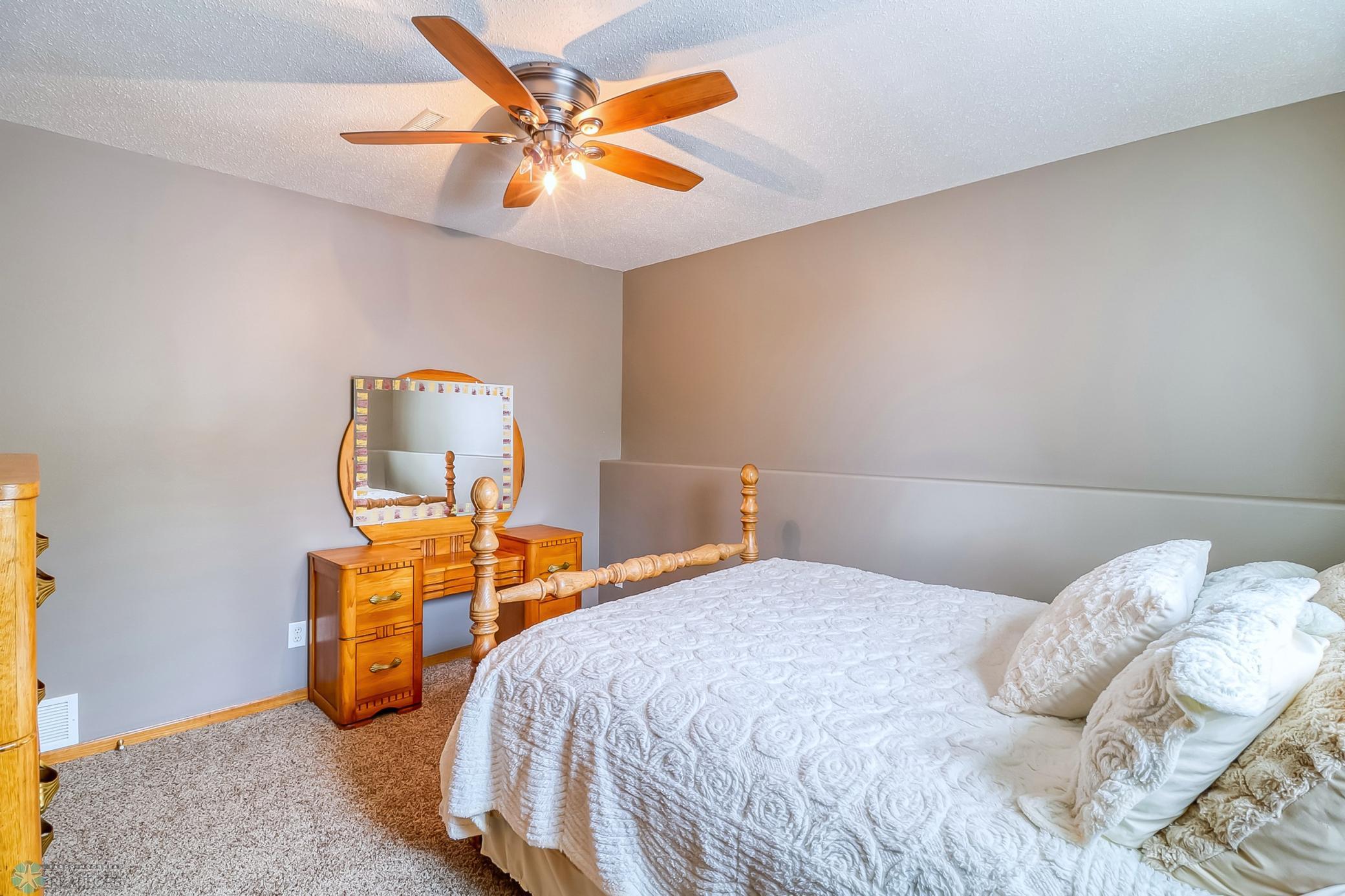 Basement Bedroom2_2.jpg