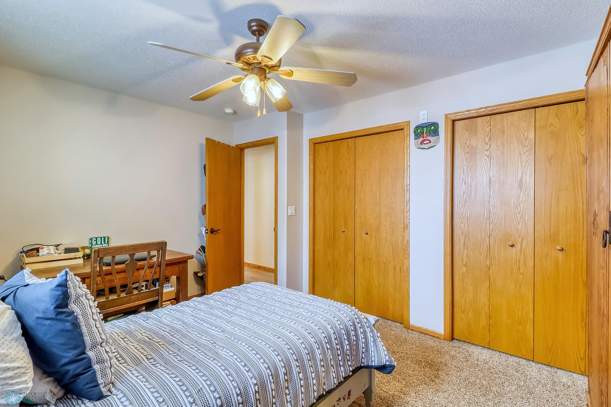 Bedroom2_2.jpg