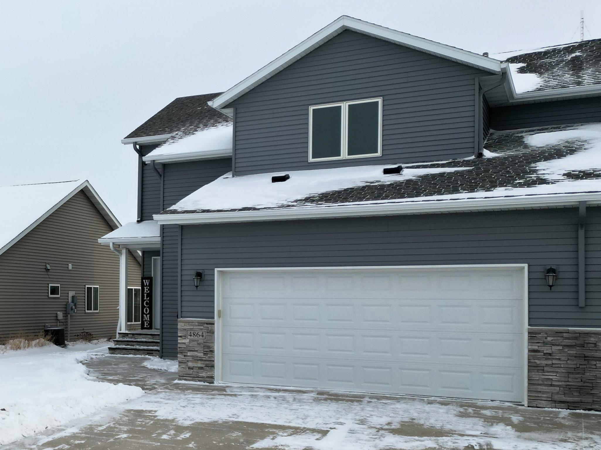 Large Insulated Garage.JPG