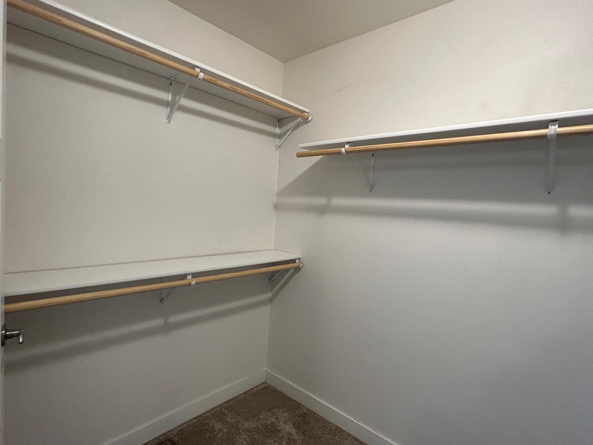Master Walk in Closet.JPG