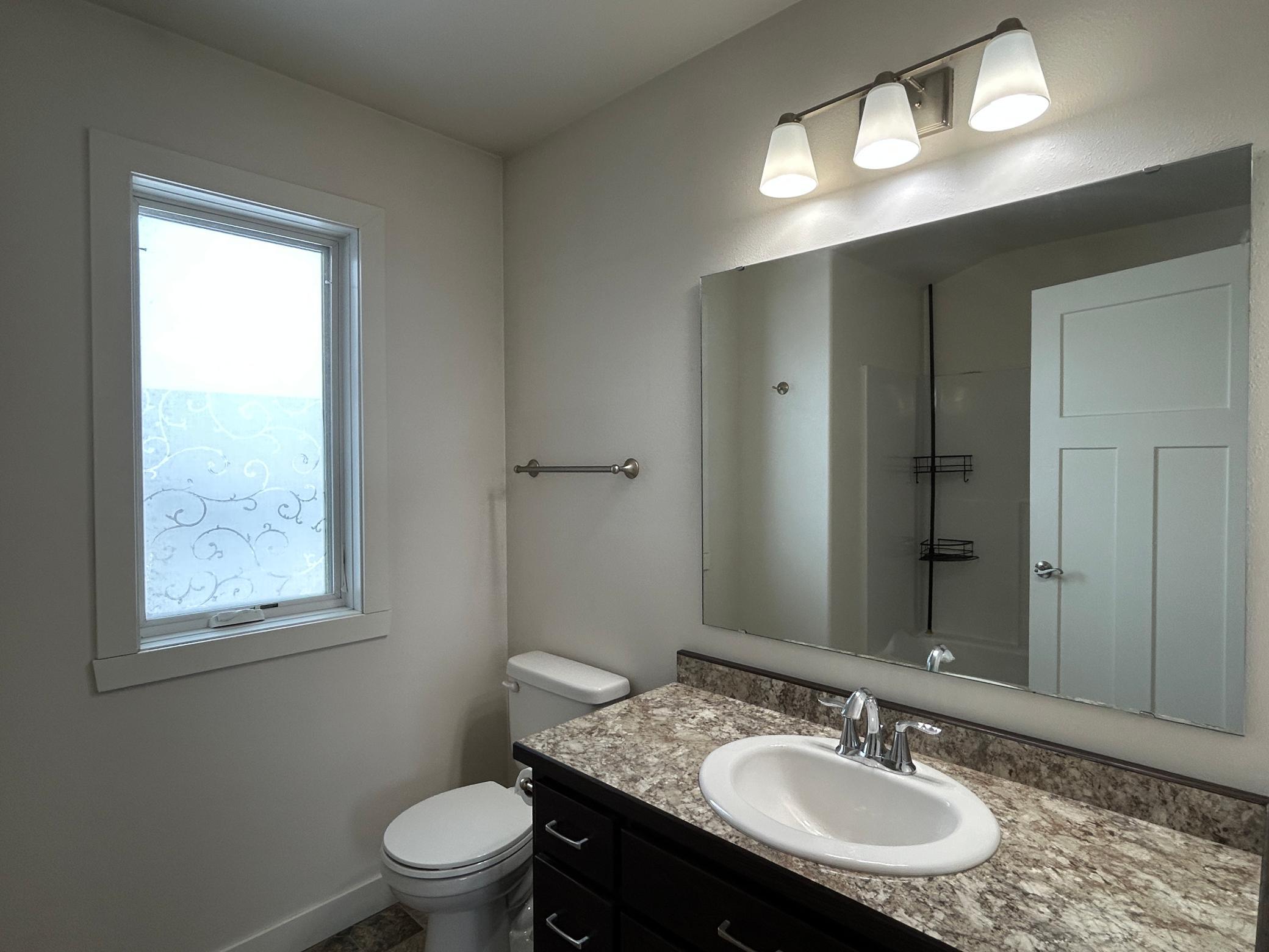 Full Master Bath.JPG