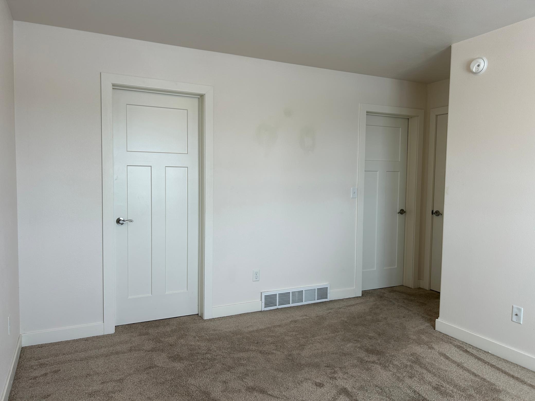 Bedroom 2.JPG