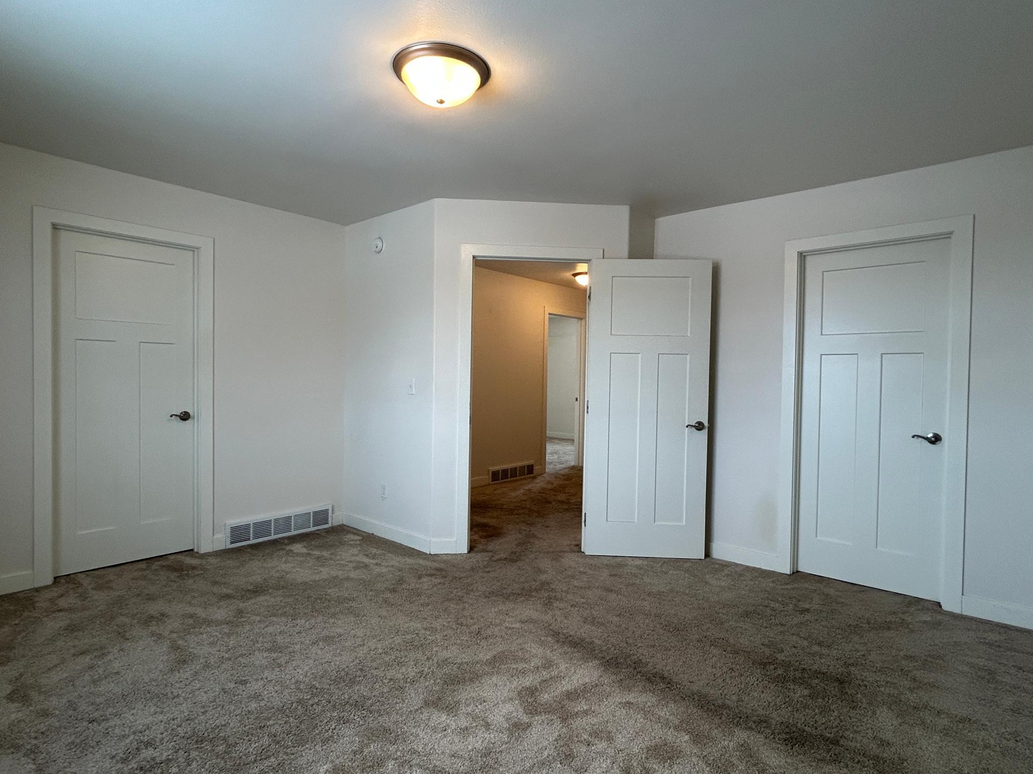 Master Bedroom.JPG