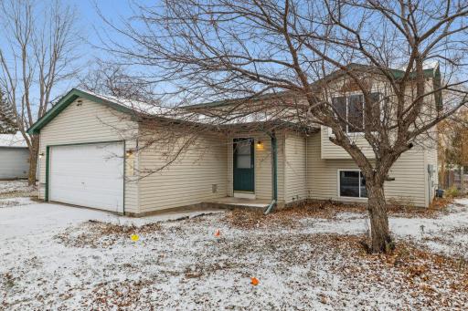 581 Joes Lake Road SE, Cambridge, MN 55008