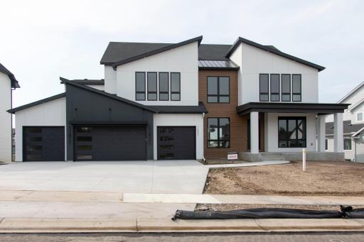 16537 48th Place N, Plymouth, MN 55446