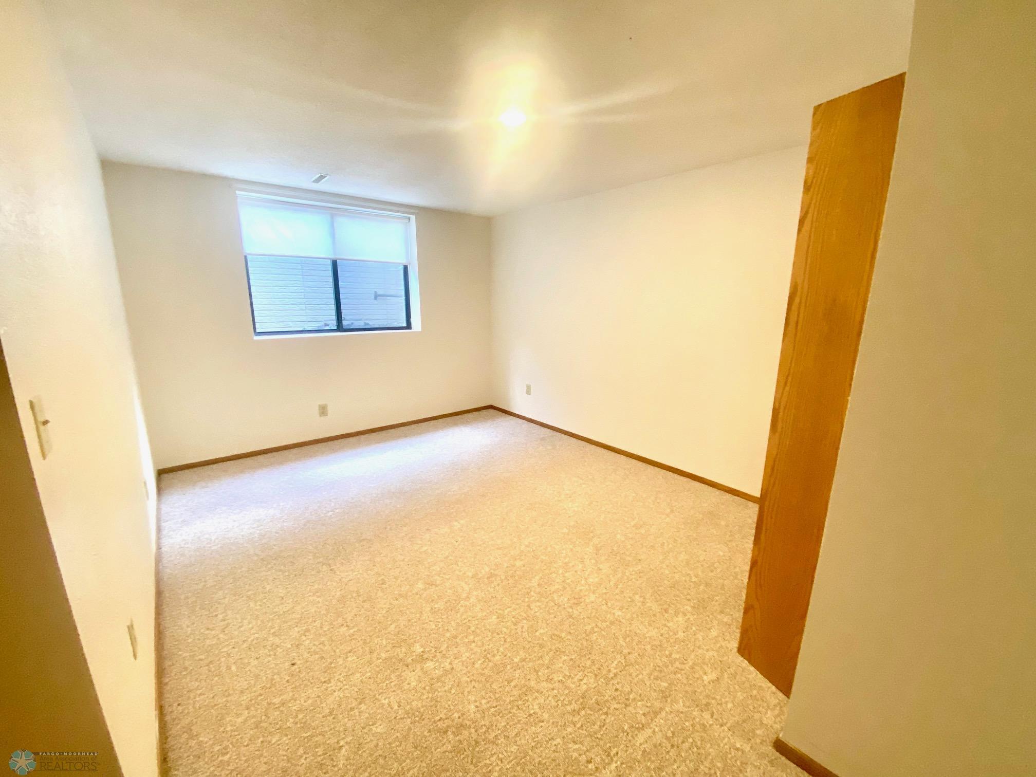 bedroom 4.jpg