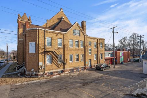 2521, 2524 Lyndale Avenue N, Minneapolis, MN 55411