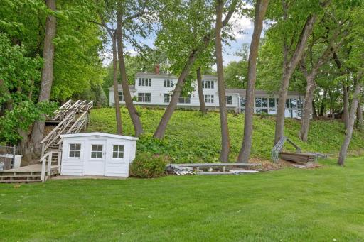 2496 Old Beach Road, Wayzata, MN 55391