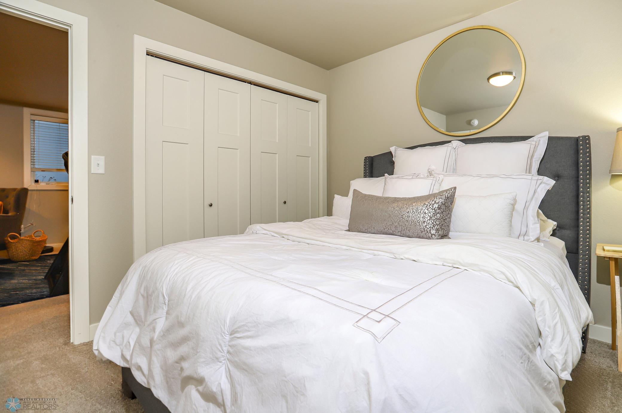 Lower Level Bedroom (view 2)