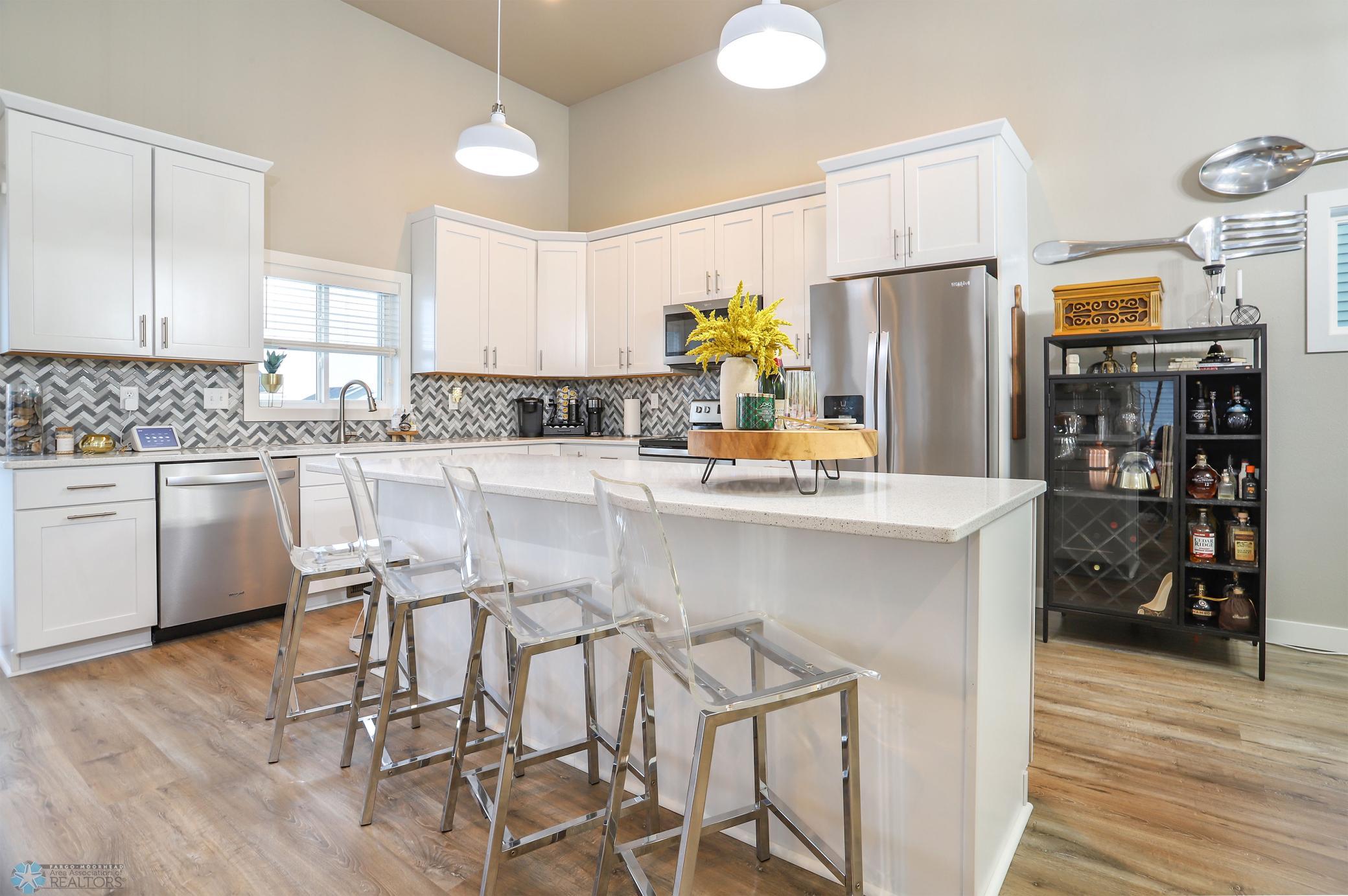 Kitchen with oversize cabinets