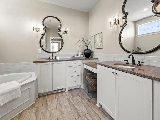 9156 Wassermann Court, Victoria, MN 55386