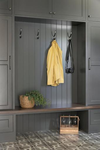 *Photo of another model, for example only*