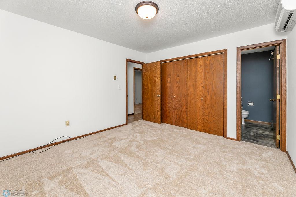 Bedroom 3 (Primary)