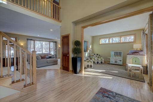 22 N Oaks Road, Saint Paul, MN 55127