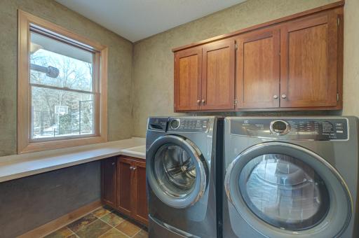 22 N Oaks Road, Saint Paul, MN 55127
