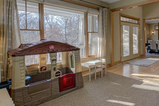 22 N Oaks Road, Saint Paul, MN 55127