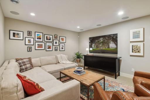 2415 W 42nd Street, Minneapolis, MN 55410