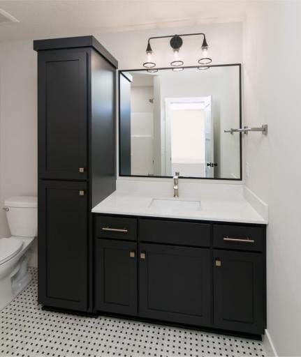8307 158th St W Savage MN-large-019-023-Bathroom-843x1000-72dpi.jpg