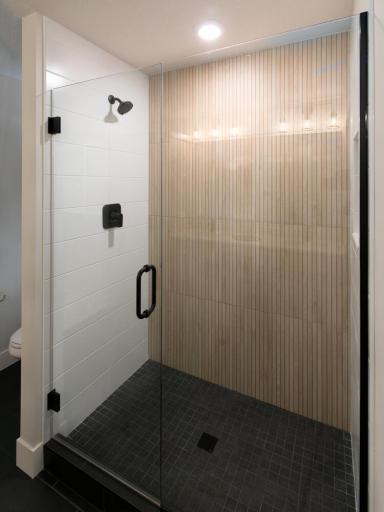 8307 158th St W Savage MN-large-016-014-Primary Bathroom Shower-750x1000-72dpi.jpg
