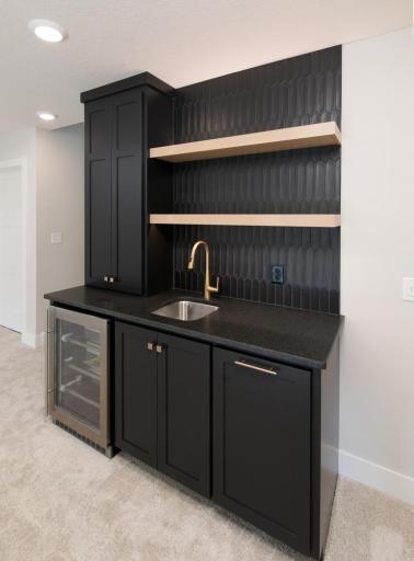 8307 158th St W Savage MN-large-022-016-Wet Bar-740x1000-72dpi.jpg
