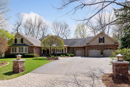 450 Peavey Lane, Wayzata, MN 55391