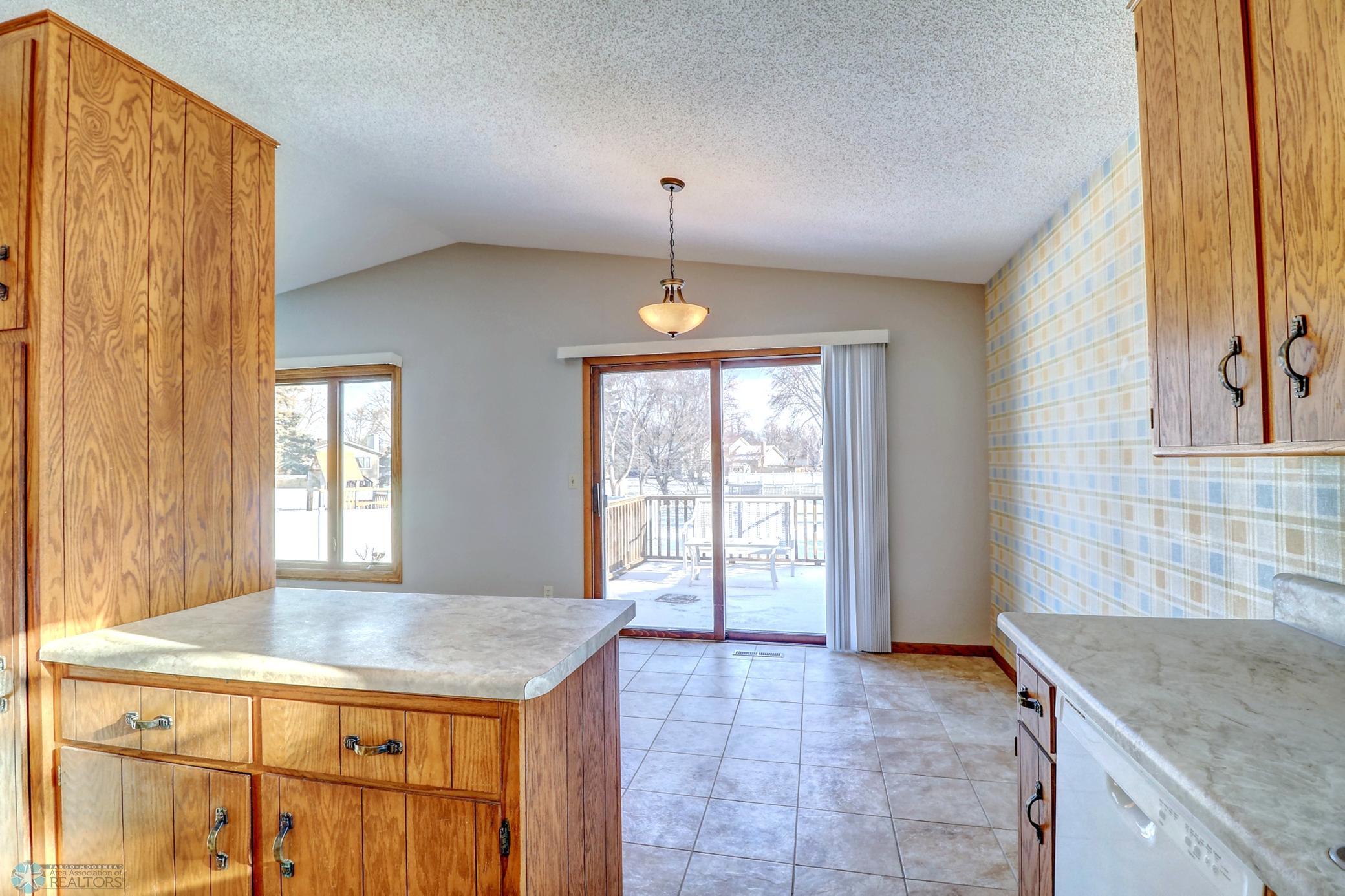 Kitchen1_6.jpg
