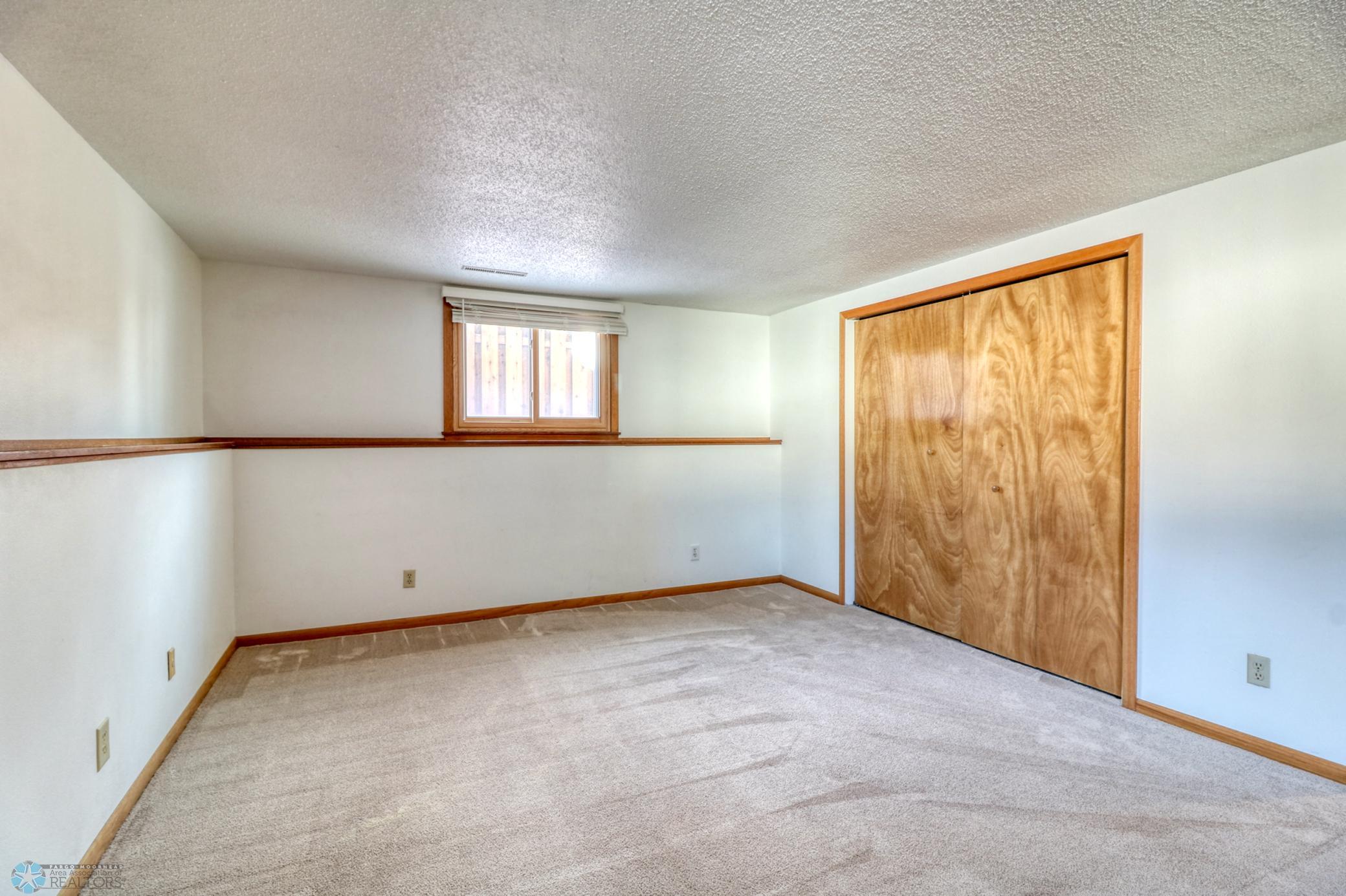 Basement1_5.jpg
