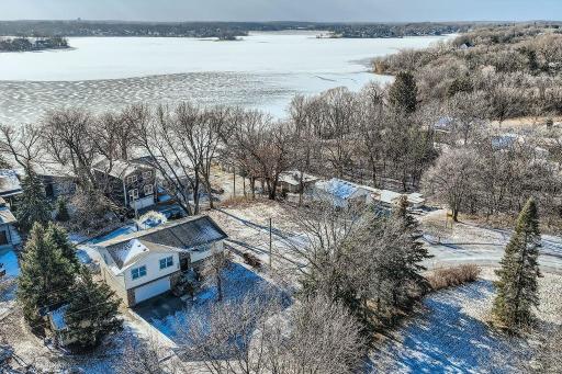 5267 Shore Trail NE - MLS Sized - 003 - 04 Exterior Front.jpg