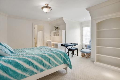 5008 Oak Bend Lane, Edina, MN 55436