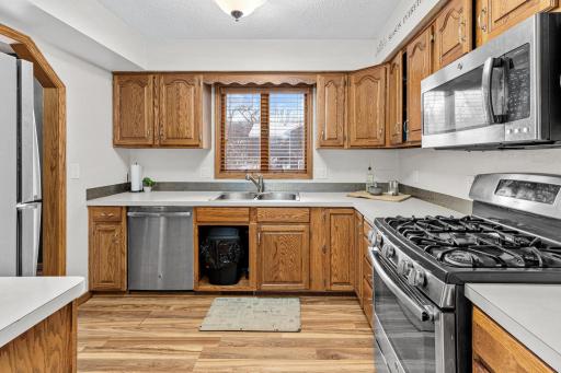 7670 Barbara Court, Inver Grove Heights, MN 55077