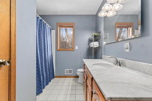 7670 Barbara Court, Inver Grove Heights, MN 55077