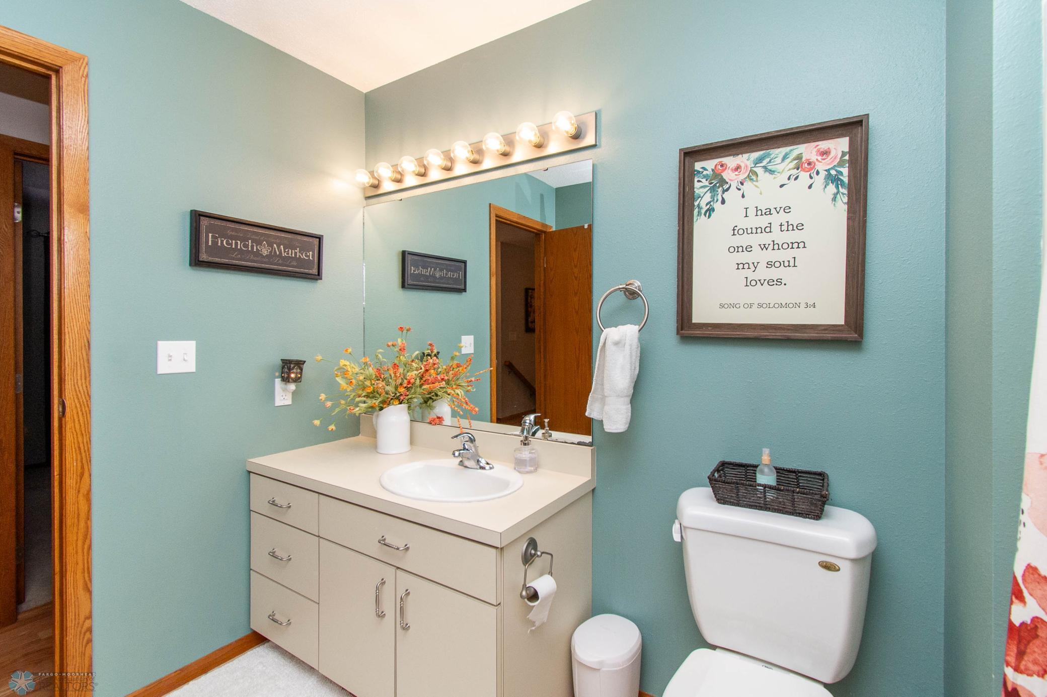 2nd Bathroom