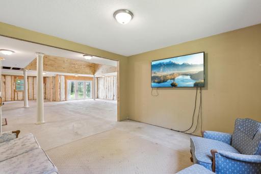 9104 Rachel Shores SW, Farwell, MN 56327
