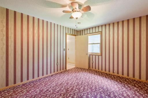 9104 Rachel Shores SW, Farwell, MN 56327